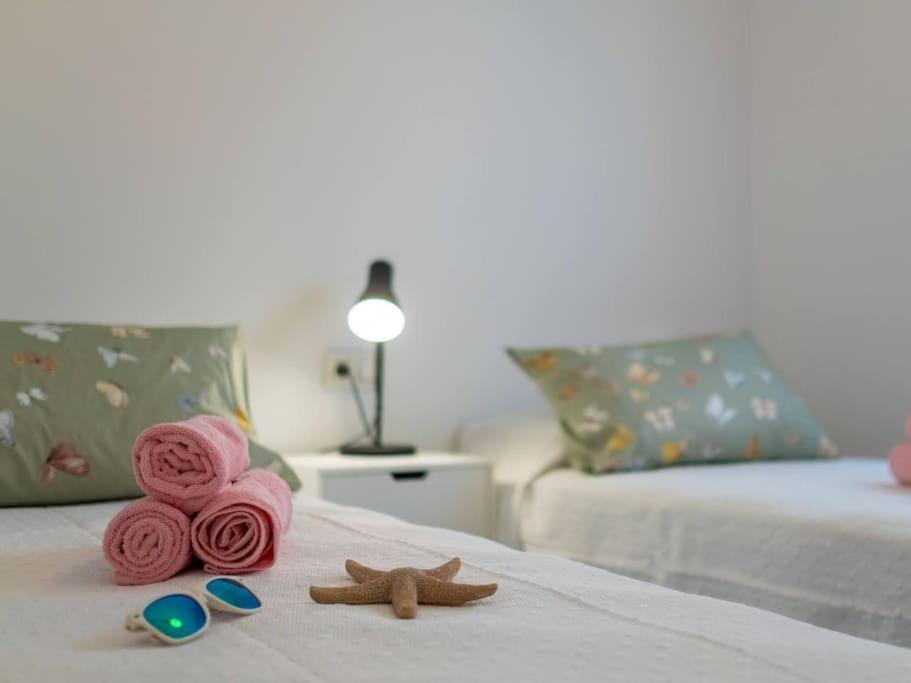 Bonito Apartamento 2 Minutos De La Playa フエンヒロラ エクステリア 写真