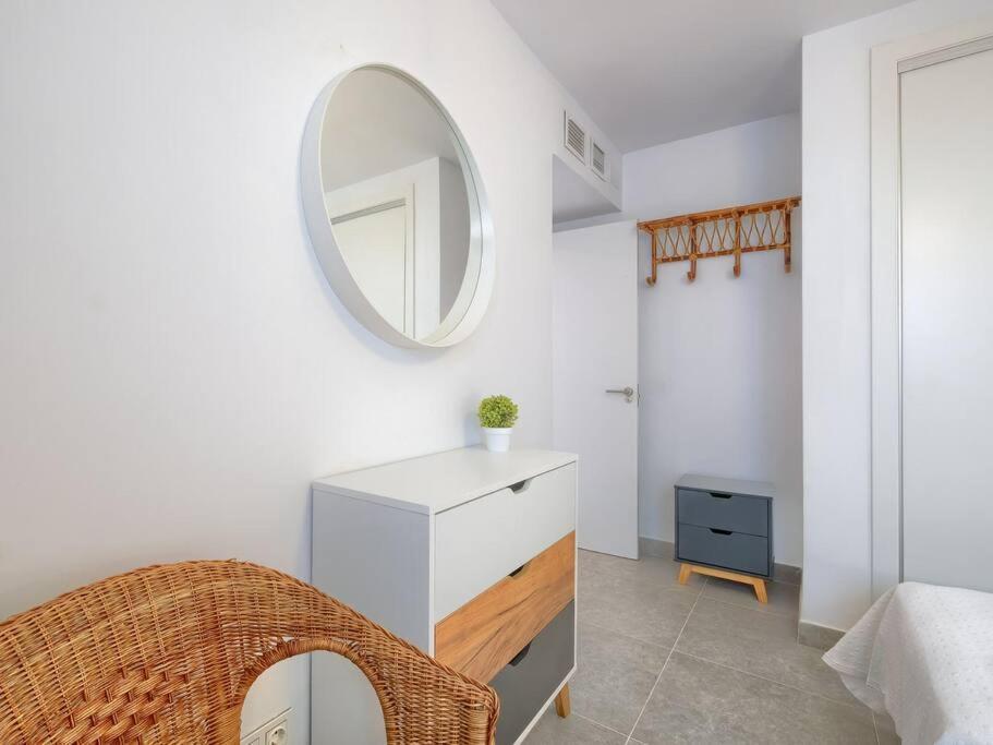 Bonito Apartamento 2 Minutos De La Playa フエンヒロラ エクステリア 写真