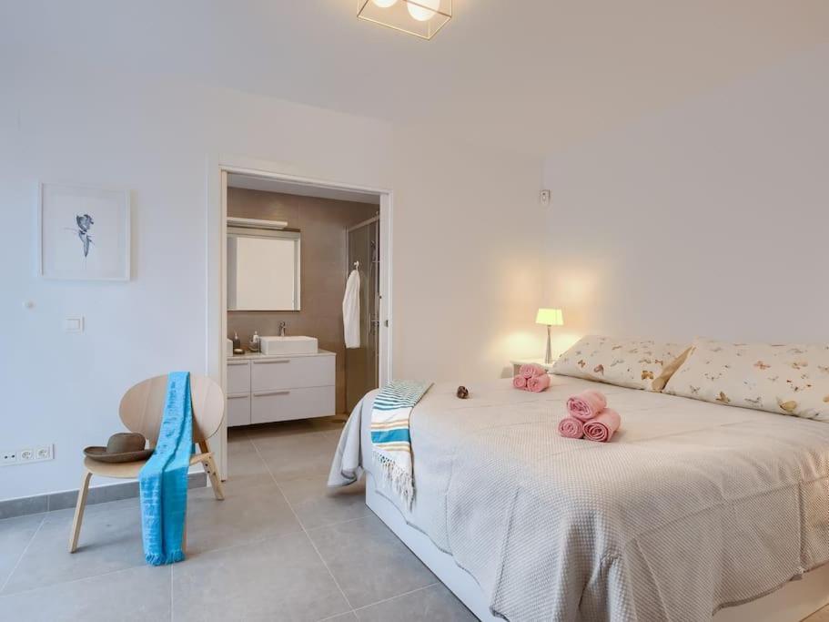 Bonito Apartamento 2 Minutos De La Playa フエンヒロラ エクステリア 写真